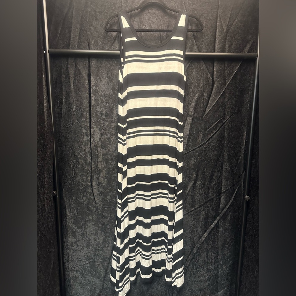 Calvin Klein Black & White Striped Fit & Flare Maxi Dress Size 10 - Picture 2 of 4